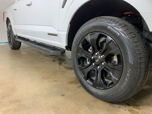 Used 2023 Ford F150 XLT w/ XLT Black Appearance Package AWD/4WD image 6