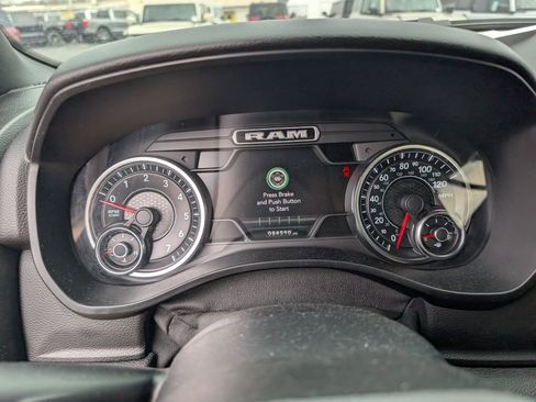 Used 2021 RAM 1500 Big Horn image 16