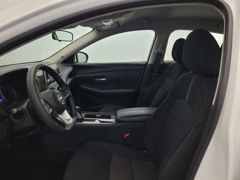 Used 2024 Nissan Sentra SV FWD image 17