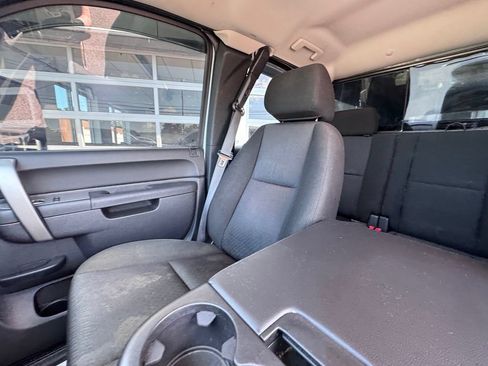 Used 2010 GMC Sierra 1500 SLE w/ Power Pack Plus AWD/4WD image 26