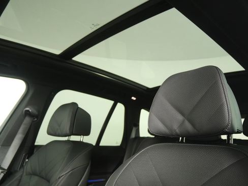 Certified 2026 BMW X5 xDrive40i AWD/4WD image 12