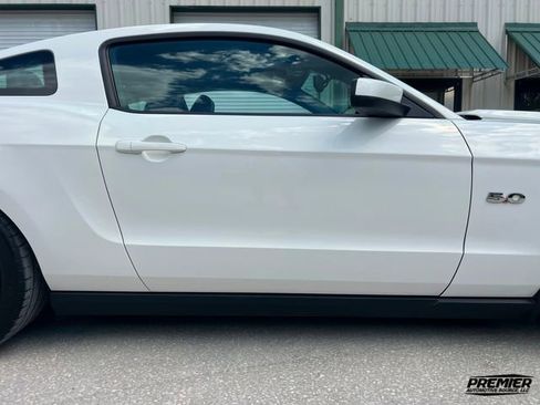 Used 2012 Ford Mustang GT Premium w/ Brembo Brake Pkg RWD image 26