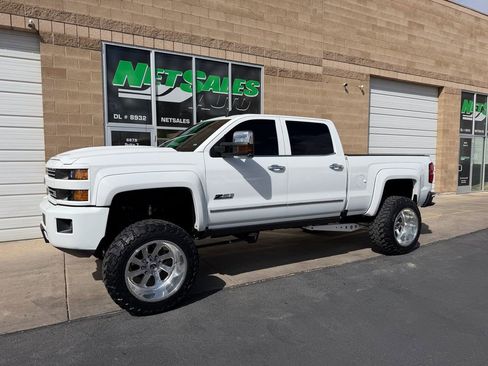 Used 2019 Chevrolet Silverado 3500 LTZ w/ Duramax Plus Package image 2