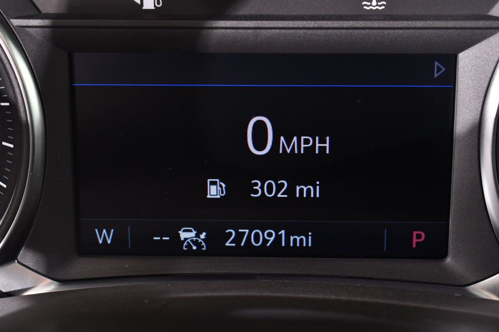 Used 2024 GMC Terrain SLT w/ Tech Package AWD/4WD image 27