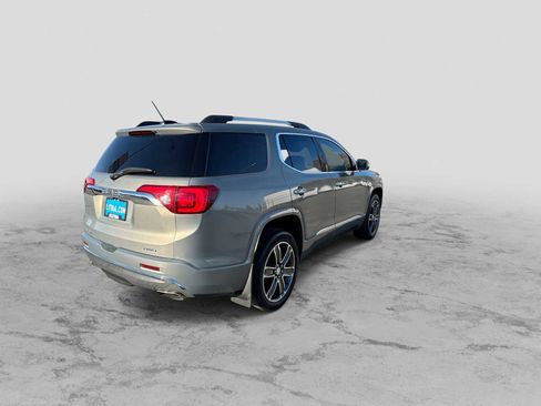 Used 2019 GMC Acadia Denali w/ Technology Package image 8