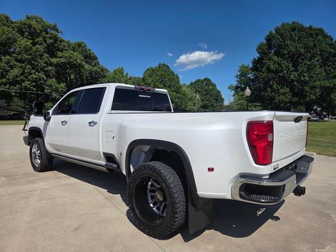 Used 2024 Chevrolet Silverado 3500 LTZ w/ LTZ Convenience Package AWD/4WD image 8