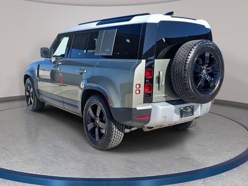 Used 2021 Land Rover Defender 110 SE image 8
