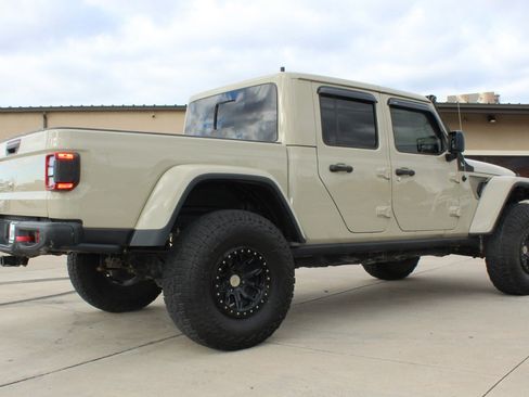 Used 2020 Jeep Gladiator Rubicon image 20