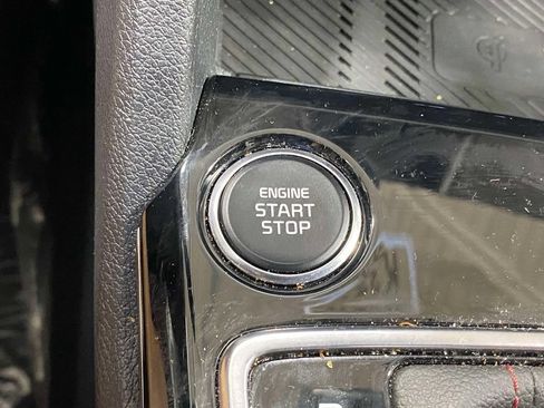 New 2025 Kia Sportage SX AWD/4WD image 26