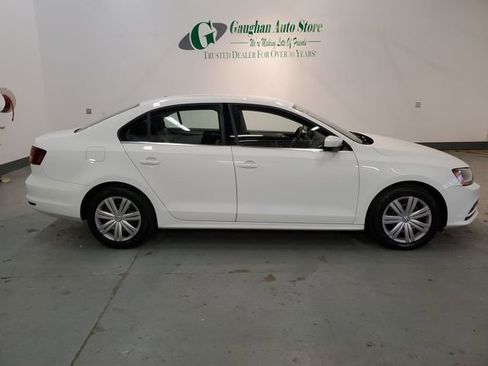 Used 2017 Volkswagen Jetta S image 7