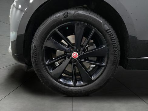 Used 2023 Jaguar F-PACE S AWD/4WD image 13