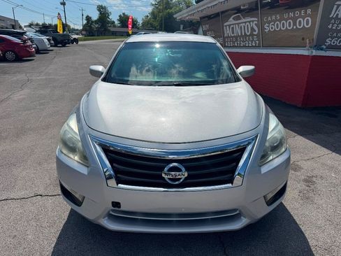 Used 2014 Nissan Altima 2.5 S w/ Display Audio Package FWD image 4