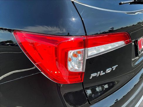 Used 2022 Honda Pilot Black Edition image 23