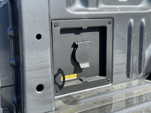 Used 2025 Ford F150 STX w/ Equipment Group 200A image 38