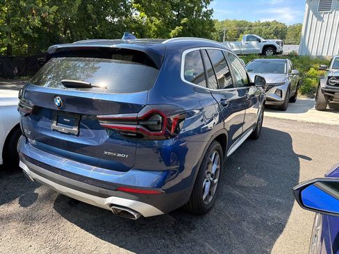 Used 2023 BMW X3 xDrive30i w/ Premium Package AWD/4WD image 5