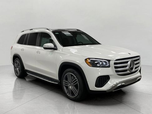 New 2026 Mercedes-Benz GLS 450 4MATIC image 39