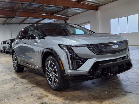 New 2026 Cadillac Optiq Sport 1 image 3