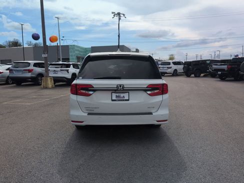 Used 2023 Honda Odyssey Elite image 7