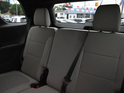 Used 2023 Chevrolet Traverse LS w/ Safety Package FWD image 17