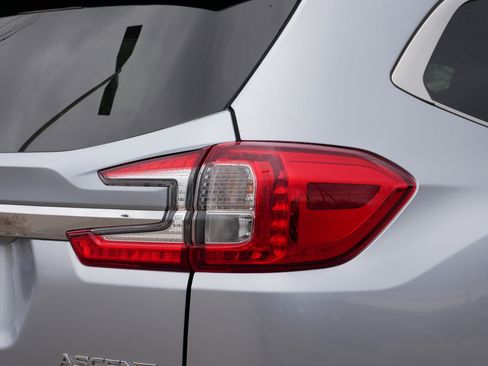 Used 2023 Subaru Ascent Premium AWD/4WD image 18