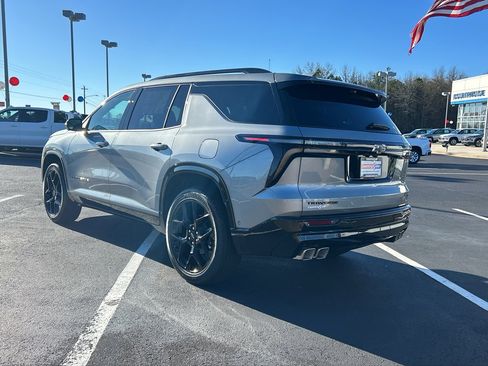 New 2026 Chevrolet Traverse RS image 6