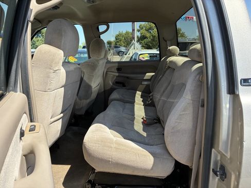Used 2001 Chevrolet Silverado 2500 LS image 4