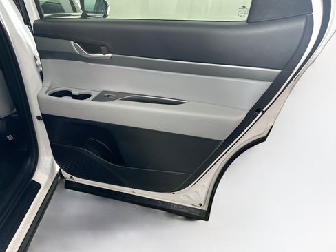 Used 2025 Hyundai Palisade SEL FWD image 33