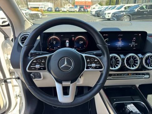 Certified 2023 Mercedes-Benz GLA 250 4MATIC image 15