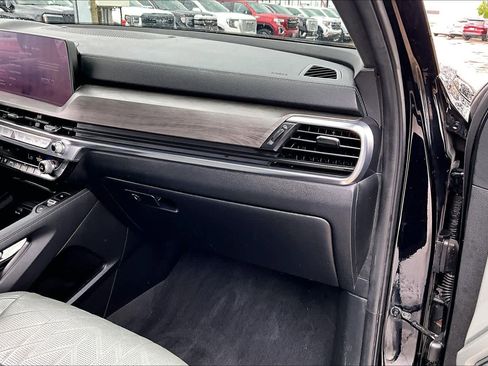 Used 2023 Kia Telluride SX Prestige X-Pro AWD/4WD image 19
