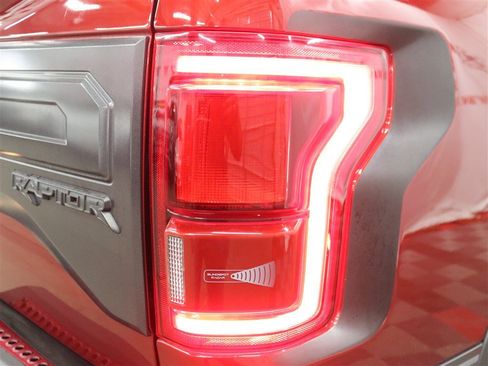 Used 2018 Ford F150 Raptor w/ Equipment Group 802A Luxury AWD/4WD image 14