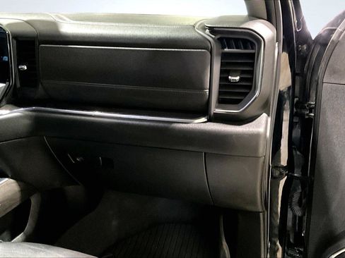 Used 2024 Chevrolet Silverado 2500 LTZ w/ LTZ Convenience Package image 19