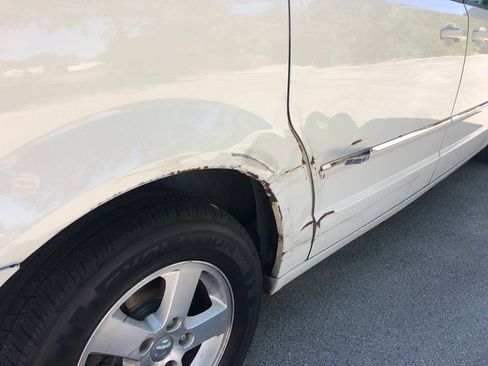 Used 2008 Dodge Grand Caravan SXT image 5