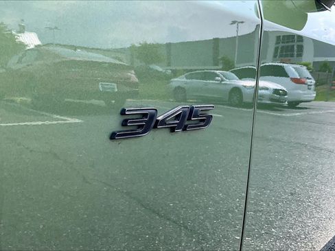 Used 2023 Dodge Challenger R/T w/ Performance Handling Group RWD image 10