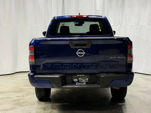 Certified 2022 Nissan Frontier SV w/ Technology Package image 6