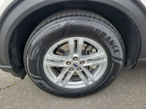 Certified 2021 Ford Explorer XLT image 32