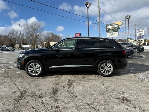 Used 2017 Audi Q7 3.0T Premium Plus image 2
