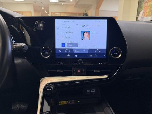 Used 2023 Lexus NX 350 AWD image 12