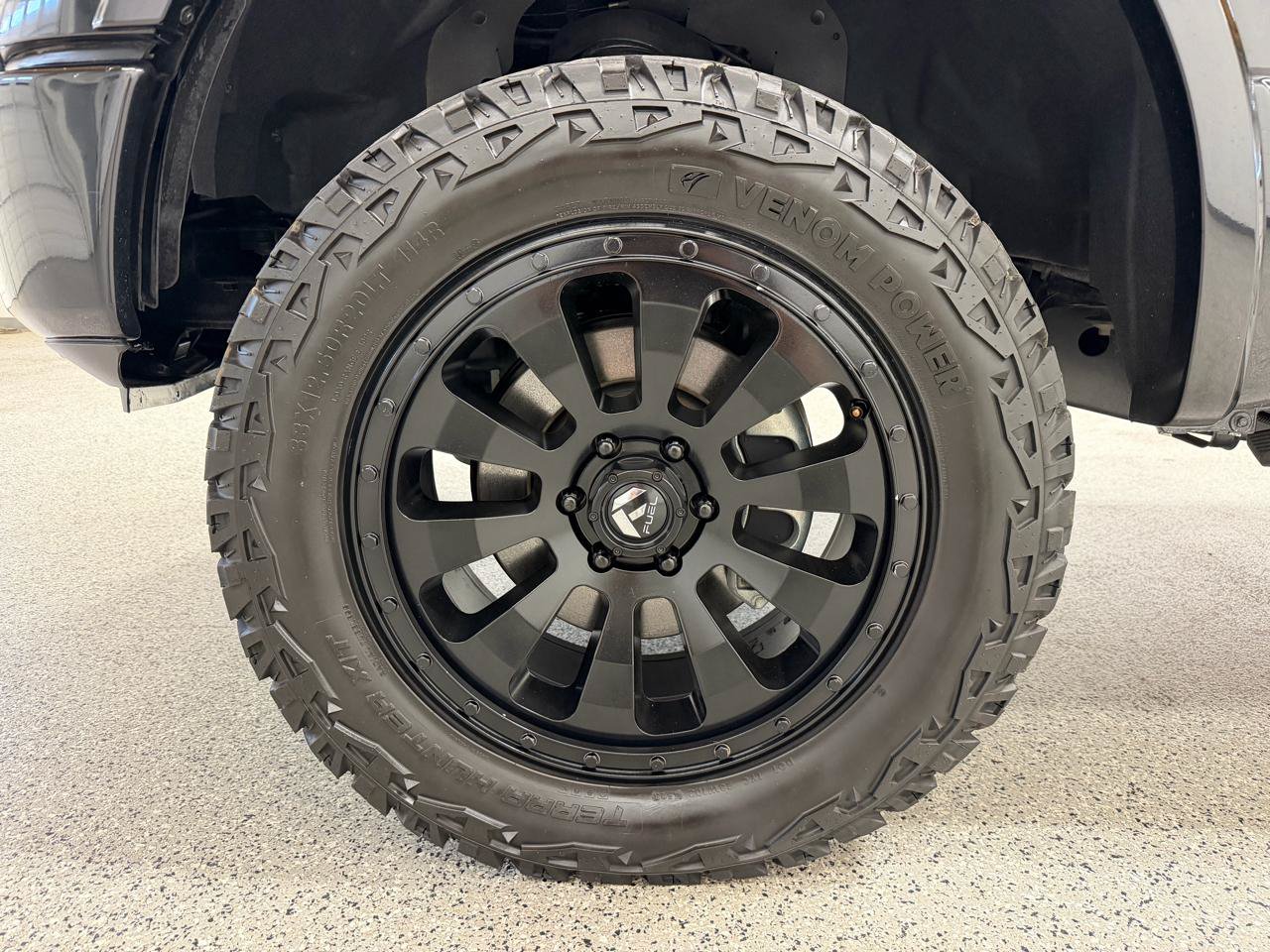 Used 2018 Ford F150 XLT w/ Equipment Group 302A Luxury AWD/4WD image 9