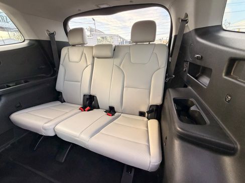 Used 2020 Kia Telluride S AWD/4WD image 26