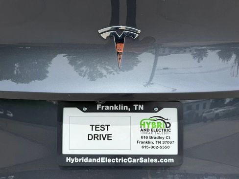 Used 2021 Tesla Model Y Long Range AWD/4WD image 3