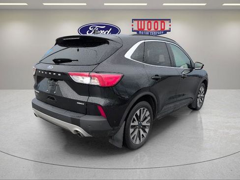 Used 2020 Ford Escape Titanium AWD/4WD image 3