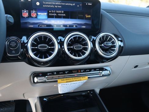 New 2026 Mercedes-Benz GLA 250 4MATIC image 47