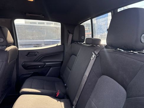 Used 2025 Chevrolet Colorado Trail Boss AWD/4WD image 12