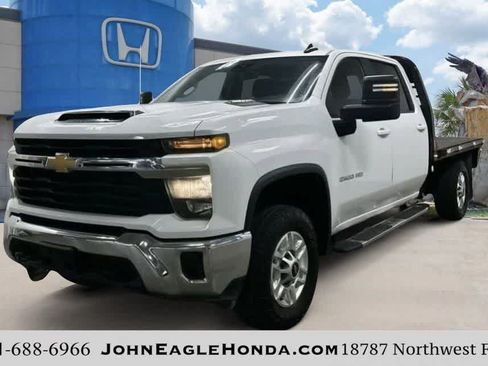 Used 2024 Chevrolet Silverado 2500 LT w/ Snow Plow Prep/Camper Package AWD/4WD image 1