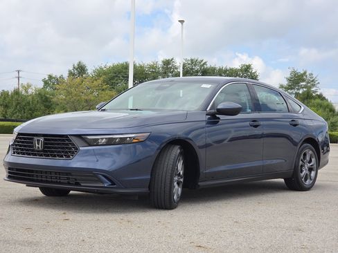 Used 2024 Honda Accord EX image 13