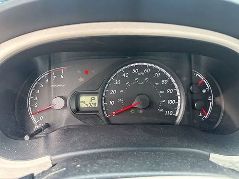 Used 2013 Toyota Sienna L FWD image 12