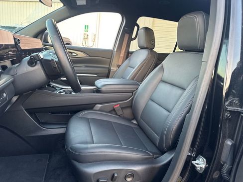 Used 2026 Chevrolet Traverse LT AWD/4WD image 15