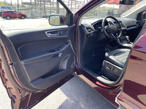 Used 2018 Ford Edge SEL w/ Equipment Group 201A AWD/4WD image 14