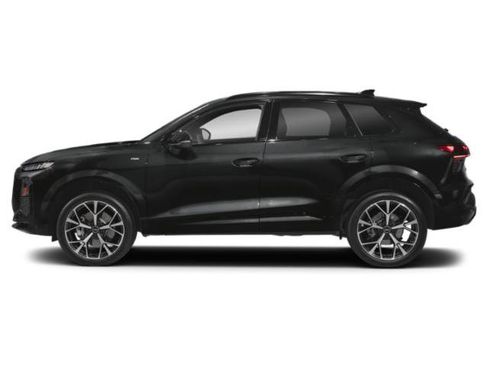 New 2026 Audi Q3 quattro 2.0T AWD/4WD image 2