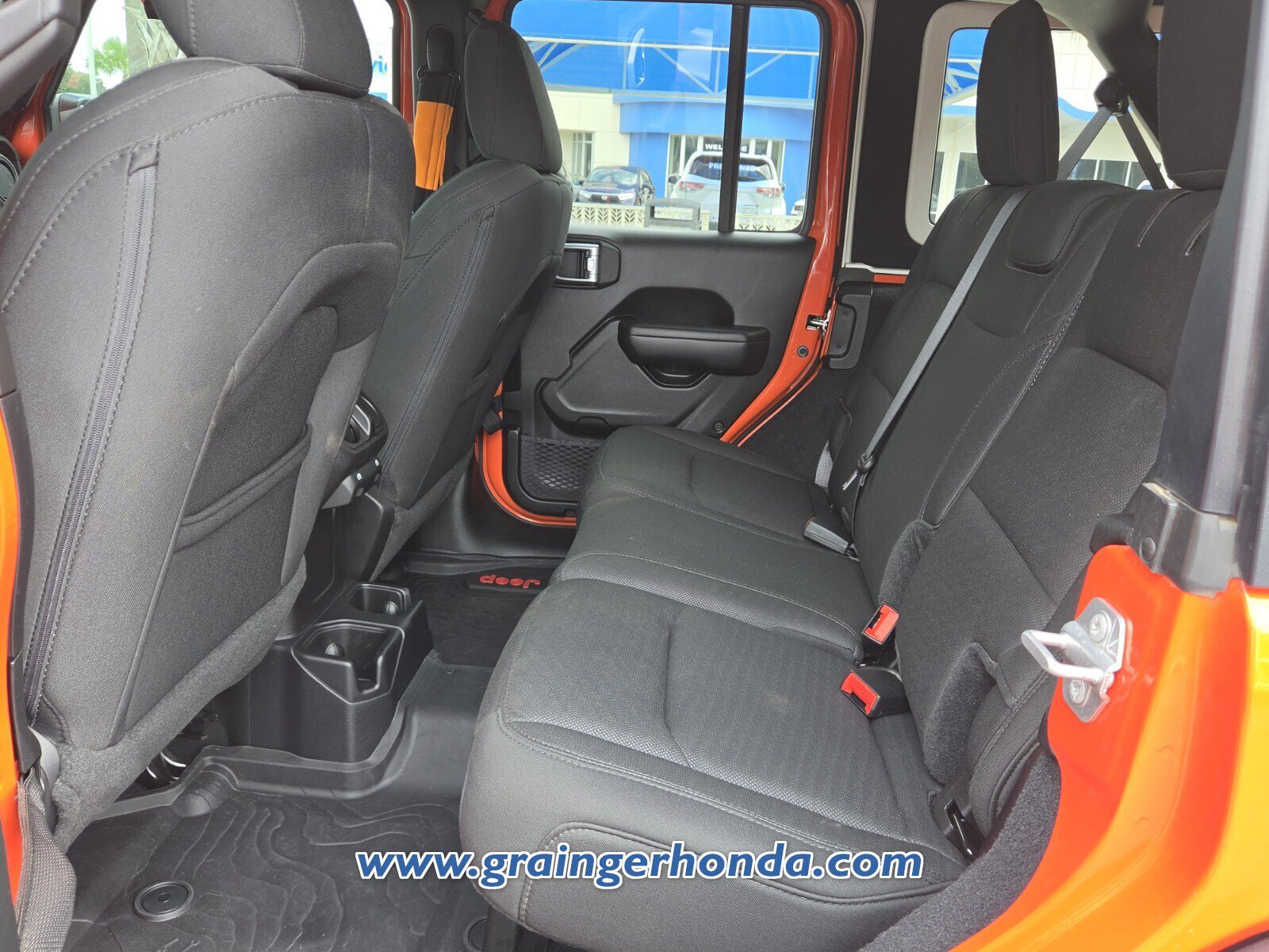 Used 2019 Jeep Wrangler Unlimited Sport S AWD/4WD image 11